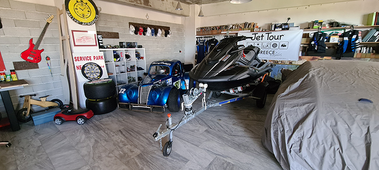 Αχ, αυτη η καραντίνα... Πού θα πάει; Θα περάσει...