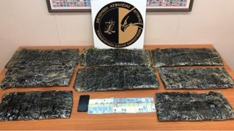 Σύλληψη 51χρονου στο Ελ. Βενιζέλος για εισαγωγή μεγάλης ποσότητας ναρκωτικών