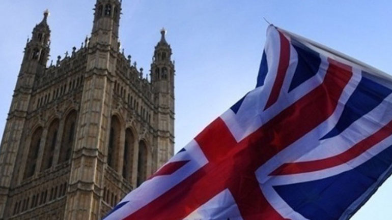 «Συμφωνία-ομπρέλα» για στρατηγική εταιρική σχέση Ελλάδας-Βρετανίας