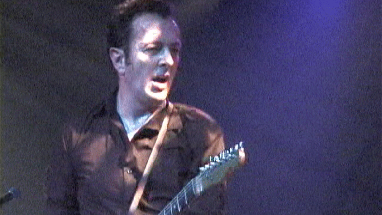 «Assembly», ανθολογία-φόρος τιμής στη σόλο καριέρα του Joe Strummer