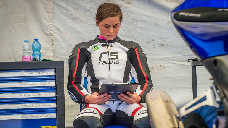 Η FIM παίρνει θέση για τις καταγγελίες της Sharni Pinfold περί σεξουαλικής παρενόχλησης