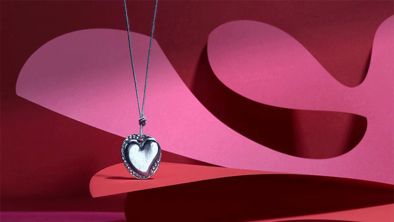 Μία ιδιαίτερη συλλογή κοσμημάτων με θέμα τον έρωτα από το Πωλητήριο του Ιδρύματος Β&Ε Γουλανδρή