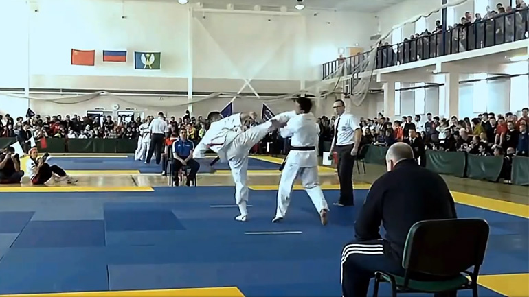 Μια συλλογή με νοκ-άουτ