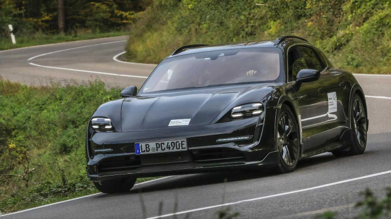 Η ηλεκτρική Taycan Cross Turismo θα παρουσιαστεί επίσημα τον Μάρτιο