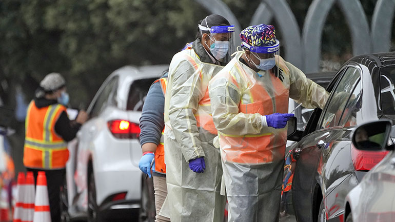 Ισπανία: Όσοι έχουν βρεθεί θετικοί στον κορωνοϊό θα πρέπει να περιμένουν έξι μήνες για το εμβόλιο