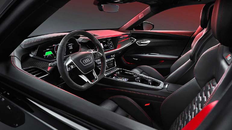 Ο οδηγός κάθεται αρκετά χαμηλά.