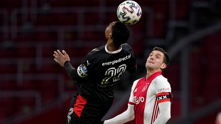 Ολλανδία: Ο Άγιαξ απέκλεισε με 2-1 την Αϊντχόφεν από το Κύπελλο