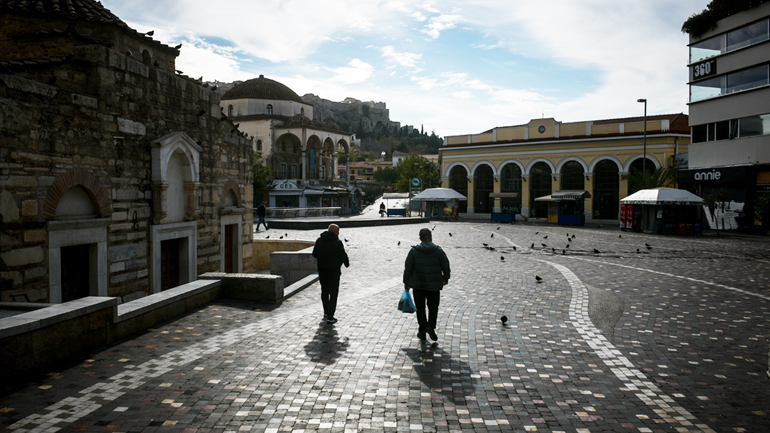 Σε ολική καραντίνα από σήμερα η Αττική