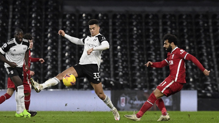 Ρουμενίγκε: «Θα ήταν τιμή μας να έχουμε στην ομάδα τον Σαλάχ»