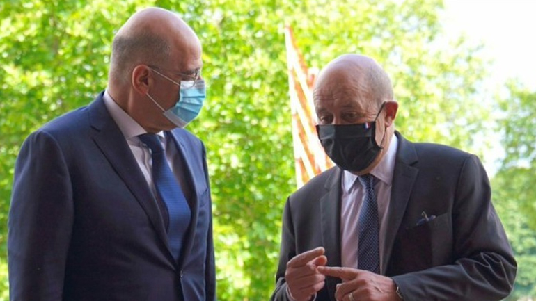 Τηλεφωνική επικοινωνία Δένδια με τον ΥΠΕΞ της Γαλλίας