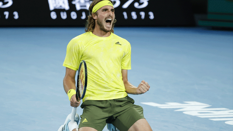 Australian Open: Δυσκολεύτηκε αλλά προκρίθηκε ο Τσιτσιπάς – Νίκησε με ανατροπή 3-2 σετ τον Κοκκινάκη