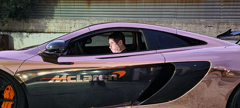 Ο Σπύρος Πανόπουλος στην ανανεωμένη McLaren των 1.400 ίππων