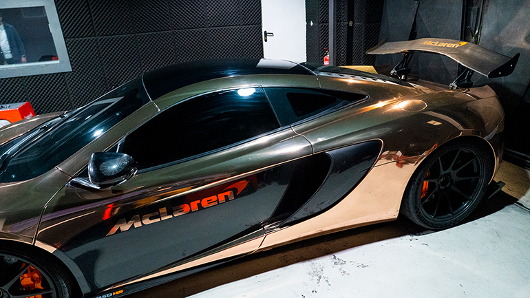 Η πλευρά που είχε χτυπηθεί...