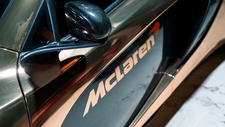 Ελάχιστές είναι οι McLaren που κυκλοφορούν στην Ελλάδα...