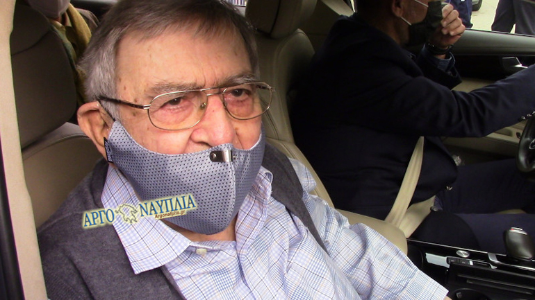 Εμβολιάστηκε στο Ναύπλιο ο τέως βασιλιάς Κωνσταντίνος