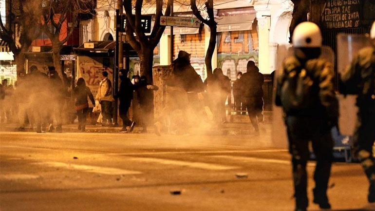 Θεσσαλονίκη: Ελεύθερος ο νεαρός που είχε συλληφθεί για τα χθεσινά επεισόδια