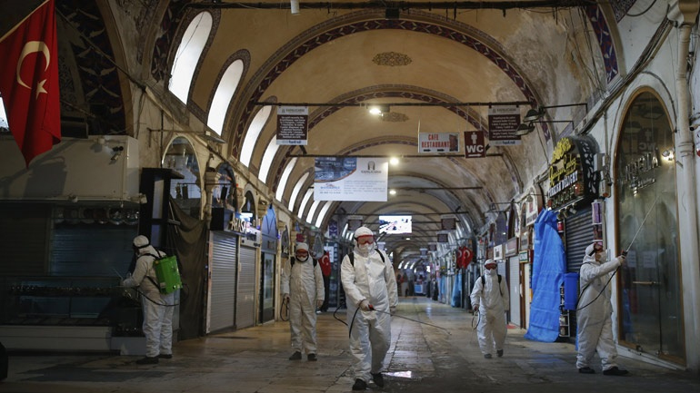 Τουρκία: 94 θάνατοι και 7.590 κρούσματα κορωνοϊού σε 24 ώρες