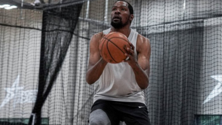 ΝΒΑ: Επιστρέφει στο παρκέ ο Ντουράντ