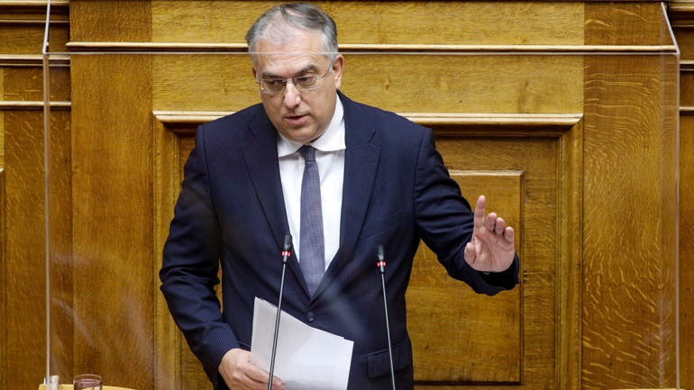 Σε καραντίνα ο Θεοδωρικάκος – Θετική στον κορωνοϊό η κόρη του