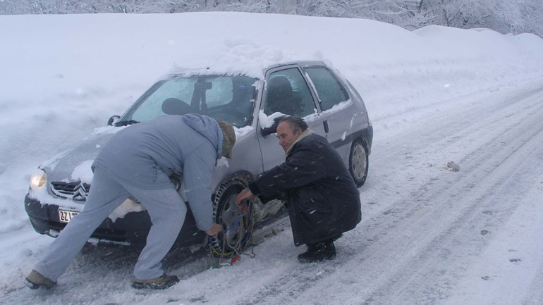 Κακοκαιρία «Μήδεια»: Πού χρειάζονται αντιολισθητικές αλυσίδες