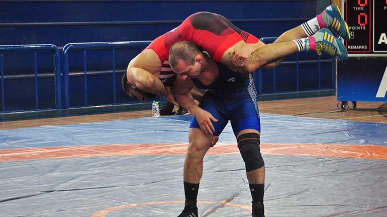 Πάλη: Εντυπωσιακή η πρώτη ημέρα των αγώνων πρόκρισης