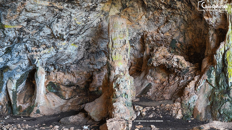 Η άγνωστη σπηλιά στο βουνό Αίπος της Χίου που κρύφτηκαν οι κάτοικοι για να γλιτώσουν τις σφαγές των Οθωμανών