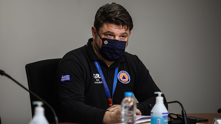 Θεσσαλονίκη: Το εμβολιαστικό κέντρο στον χώρο της ΔΕΘ επισκέφτηκε ο Ν. Χαρδαλιάς