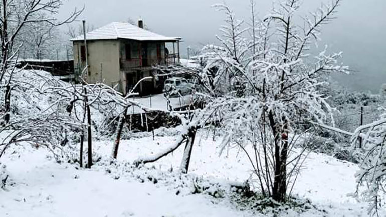 Στα λευκά η Ορεινή Ναυπακτία