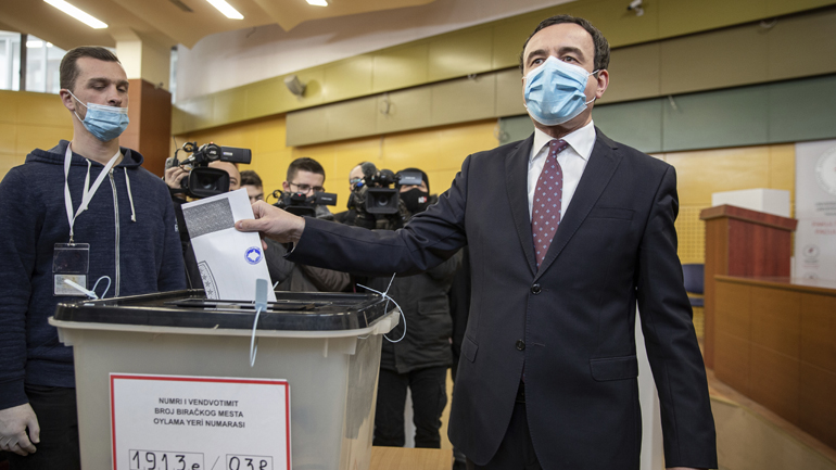 Κόσοβο-βουλευτικές εκλογές: Επικράτηση του κινήματος «Αυτοδιάθεση» χωρίς αυτοδυναμία