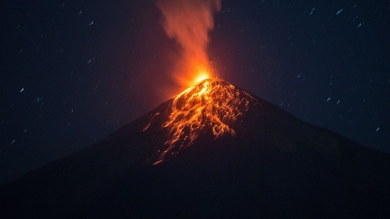 Γουατεμάλα: Σε φάση έκρηξης εισήλθε εκ νέου το ηφαίστειο Φουέγο