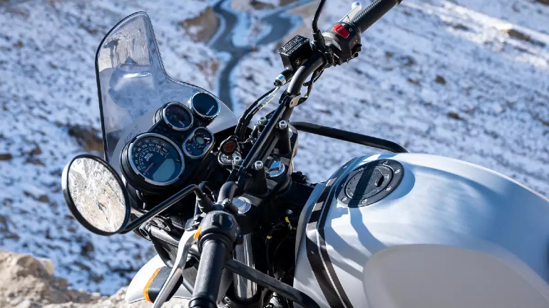 Το Tripper στα όργανα είναι σύστημα πλοήγησης στροφή-στροφή!