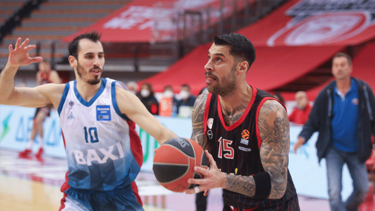 Monday’s Game Night Against Covid-19: Σαν σε προπόνηση ο Ολυμπιακός, 111-57 το Μεσολόγγι