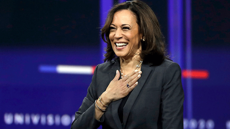 Η επίσκεψη-έκπληξη της Kamala Harris σε υγειονομικούς υπαλλήλους