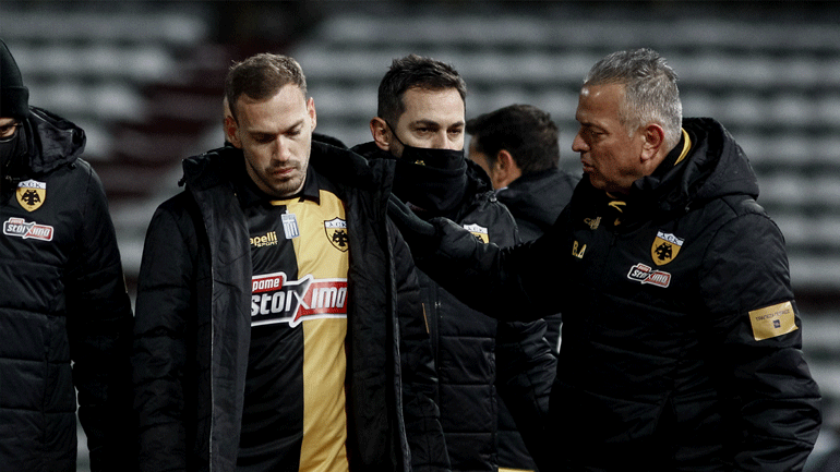 Πρόβλημα στην ΑΕΚ με τον Μπακάκη