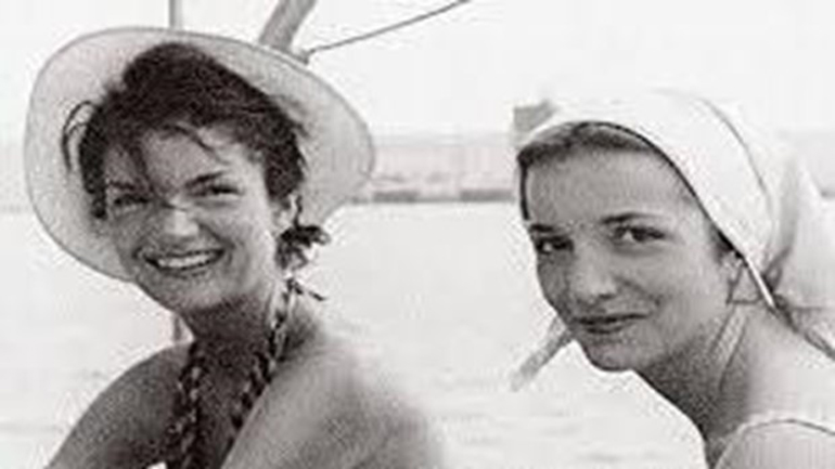 “Γυναίκες παλαιάς κοπής…” η πρώτη κυρία της Αμερικής και η αδελφή της