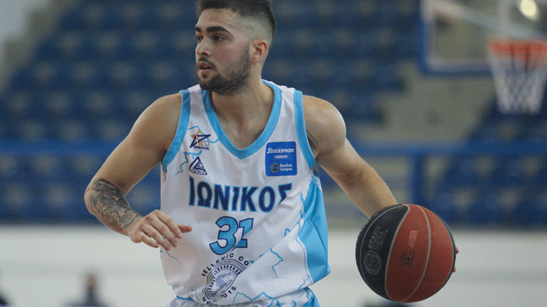 Τολιόπουλος: «Τιμή μου η κλήση στην εθνική, είδωλό μου ο Σπανούλης»