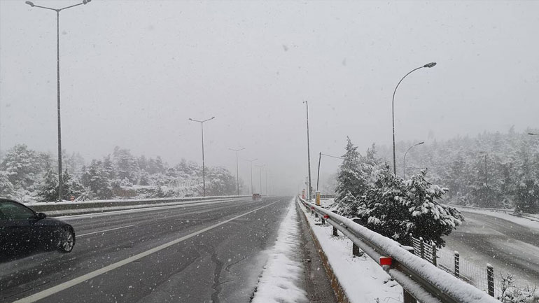 Διακοπή κυκλοφορίας στο Καπανδρίτι – Κανονικά η κυκλοφορία στη λεωφ. Κηφισίας