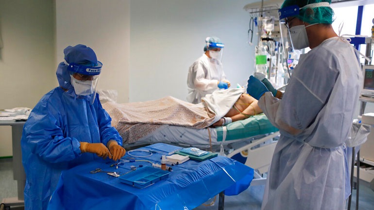 Βραζιλία: Σχεδόν 10 εκατ. κρούσματα Covid-19 και 240.000 νεκροί