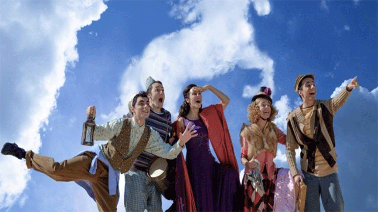 Εθνικό Θέατρο: Ανακοίνωση για την παράσταση «Πιστεύω στους μονόκερους»