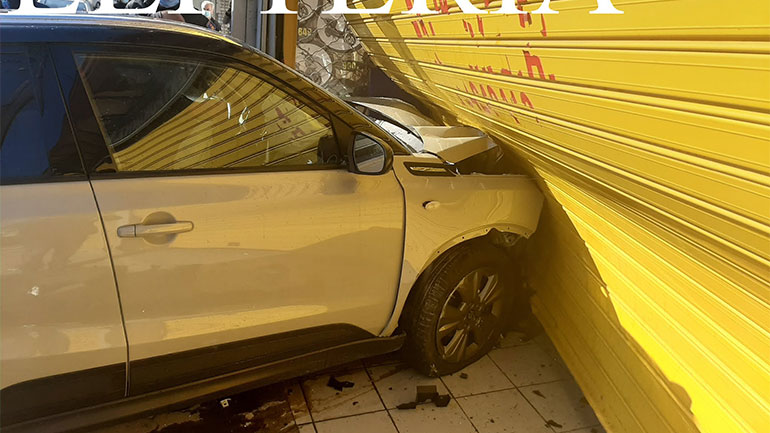 «Κινηματογραφικό» τροχαίο στην Κατερίνη