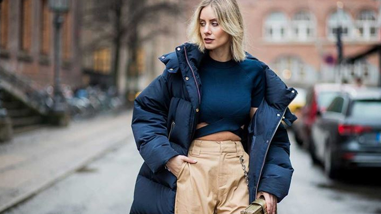 Stylish outfits με puffer jacket για τις κρύες μέρες του χειμώνα