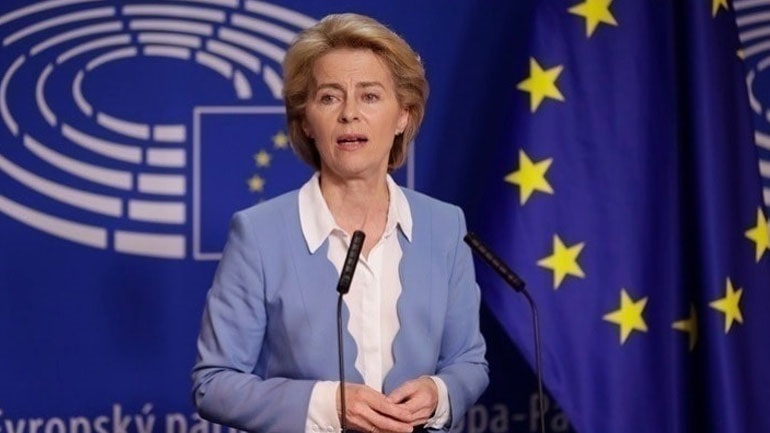 «Η ΟLAF ερευνά την παράνομη πώληση εμβολίων»