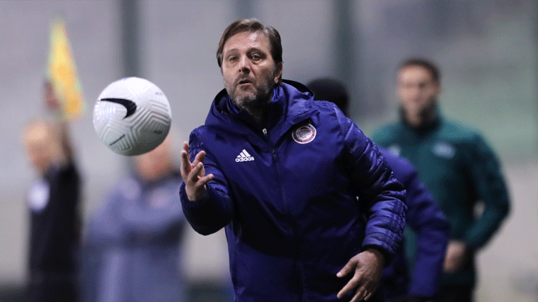 Μαρτίνς: «Πρέπει να αποφύγουμε τα λάθη κόντρα στην Αϊντχόφεν»