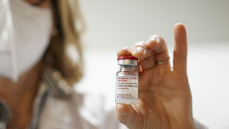 Η Ευρωπαϊκή Ένωση ανακοίνωσε νέα συμφωνία με τη Moderna για εκατομμύρια δόσεις εμβολίου