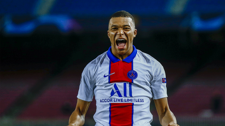 Θρίαμβος στη Βαρκελώνη για την Παρί Σεν Ζερμέν, συνέτριψε 4-1 την Μπαρτσελόνα με χατ-τρικ του Μπαπέ