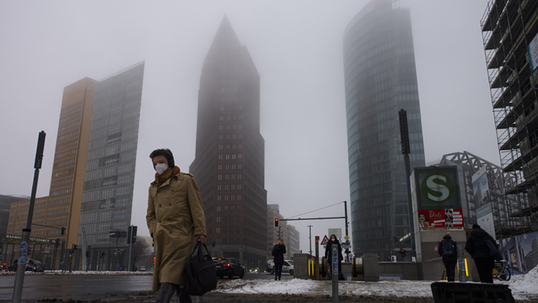 Γερμανία: Διαφωνίες κορυφαίων οικονομολόγων για την αντιμετώπιση της πανδημίας