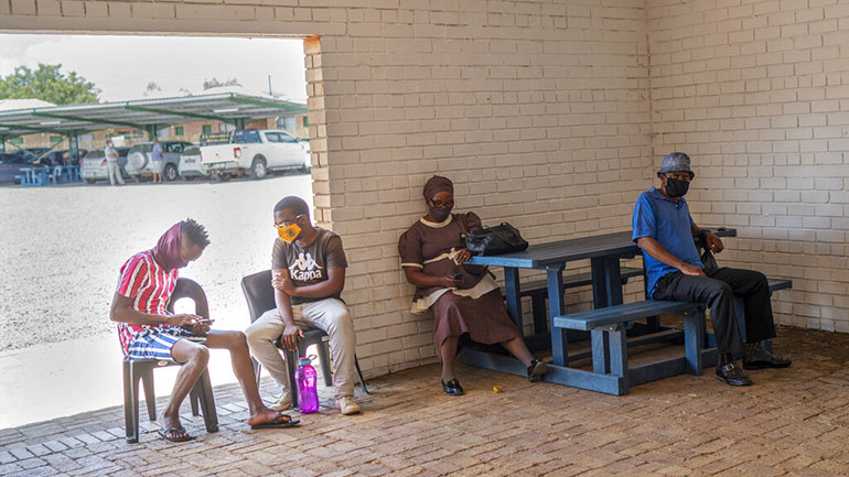 Αφρική: Τους 100.000 πλησιάζουν οι θάνατοι λόγω του Covid-19