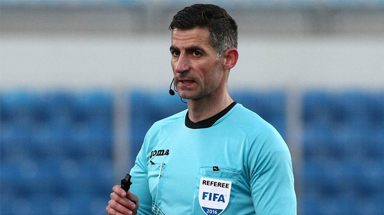 Super League: Ο Σιδηρόπουλος στο Ολυμπιακός-Άρης, ο Βόσνιος Πέλιτο στο ΑΕΚ-Αστέρας Τρίπολης