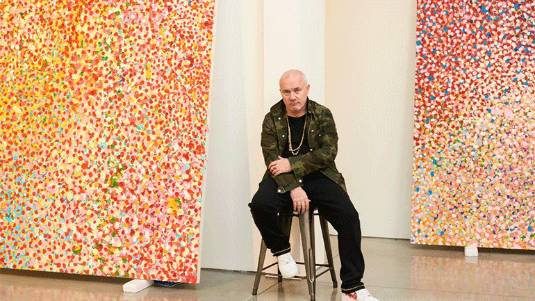 Την γκαρνταρόμπα του Damien Hirst δημοπράτησε ο Virgil Abloh