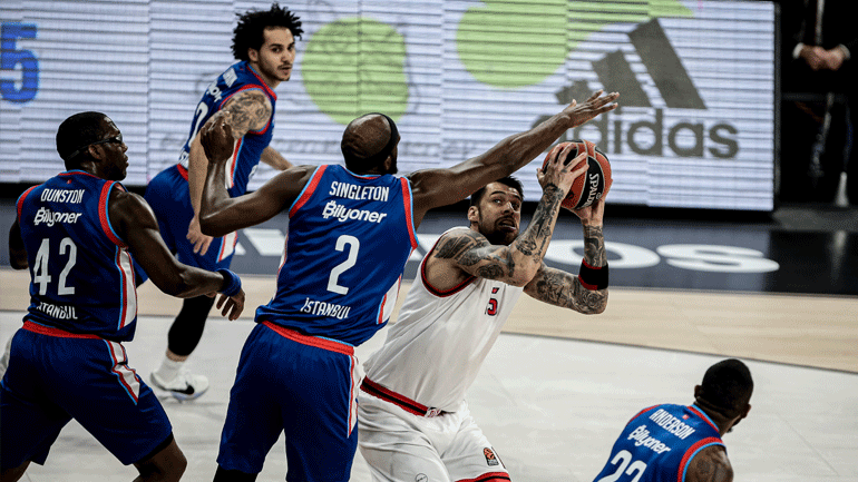 Βαριά ήττα για τον Ολυμπιακό στην Τουρκία, έχασε 76-53 από την Εφές